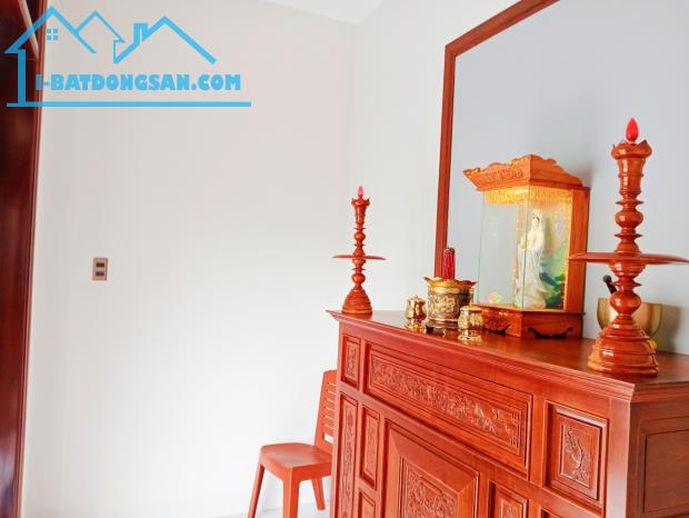 🏡 BÁN NHÀ 2 TẦNG - SAU MẶT TIỀN TÔN ĐỨC THẮNG - MT 8M Ô TÔ VÀO NHÀ - CHỈ NHỈNH 3 TỶ - 4