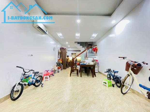 Bán nhà riêng mới đẹp ở Thanh Nhàn, Hai Bà Trưng, 9,3 tỷ, 50m2 x 5 tầng, 4pn sổ đỏ