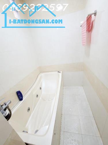 NHÀ 4 TẦNG - 4PN5WC BÁN GẤP HẺM XE HƠI – TÔ HIẾN THÀNH, QUẬN 10 – GIÁ NHỈNH 11 TỶ