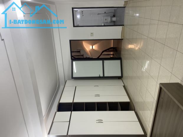 Bán nhà Nguyễn Văn Cừ, Long Biên 45 X 5T, ngõ nông, ô tô tránh cách nhà 30 mét, hơn 6 tỷ - 2