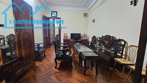 PMHWTE 🏬 Bán Nhà Phố Độc Nhất Vị Trí 2 Mặt Phố VIP, Gần Các Tuyến Du Lịch