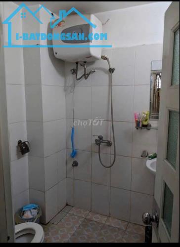 Cho thuê nhà ngõ phố Cầu Giấy 40m x 4 tầng, giá 12tr/tháng