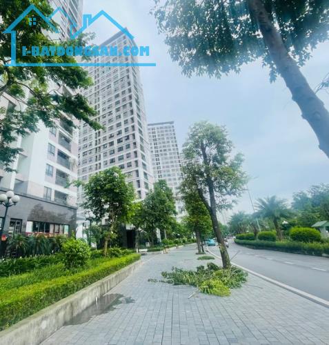 BÁN 50M2 ĐẤT MẶT NGÕ Ô TÔ QUA –HÀNG XÓM KĐT TP GIAO LƯU