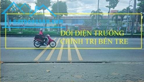 🌸Bán nhà mặt tiền trung tâm Thành phố Bến Tre, 18 tỷ, 0917726263 - 1