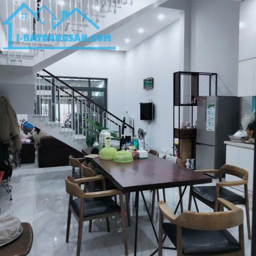 NHÀ MẶT TIỀN NGUYỄN QUANG BÍCH - GẦN CHỢ NGUYỄN TRI PHƯƠNG - 94M2 - 3 TẦNG - 7.8 TỶ - 5