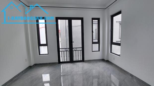 Bán gấp nhà 4 tầng đường Thiên Lôi, Vĩnh Niệm, Lê Chân.Giá chỉ 4,35 tỷ.56m2 - 5