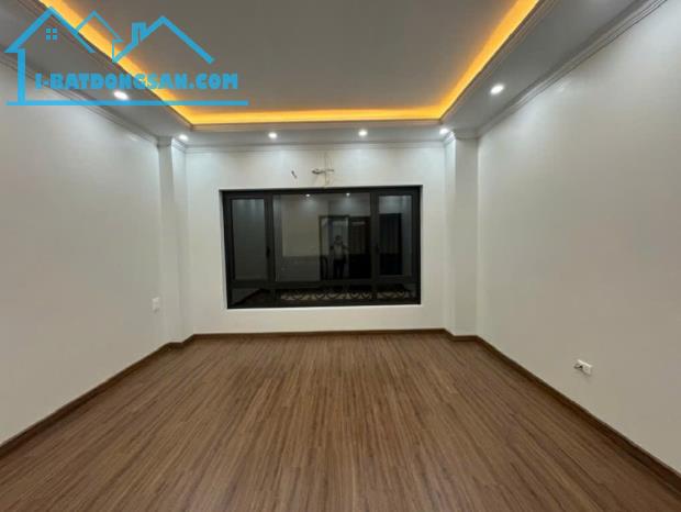 BÁN NHÀ LONG BIÊN, 6T GARA, THANG MÁY, KD, Ô TÔ VÀO NHÀ, 25M RA PHỐ - 1