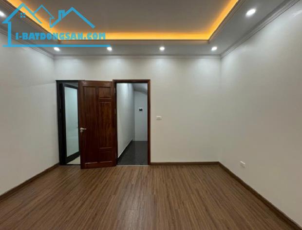 BÁN NHÀ LONG BIÊN, 6T GARA, THANG MÁY, KD, Ô TÔ VÀO NHÀ, 25M RA PHỐ - 2