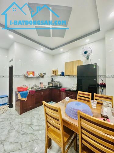 Bán nhà Phạm Văn Hai P3 Tân Bình 54m2, HXH, 4 tầng, giá chỉ 5,05 tỷ TL - 2