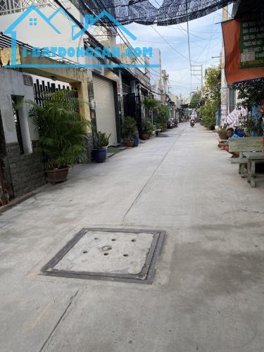 BÁN NHÀ BÌNH TÂN, 5P TỚI AEON TÂN PHÚ. DTSD: 62M2. GIÁ RẺ KHU VỰC CHỈ NHỈNH 4TỶ. - 1