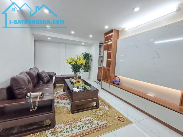 Giá rẻ nhà Minh Khai siêu hiếm 98m2 giá hơn 3 tỷ