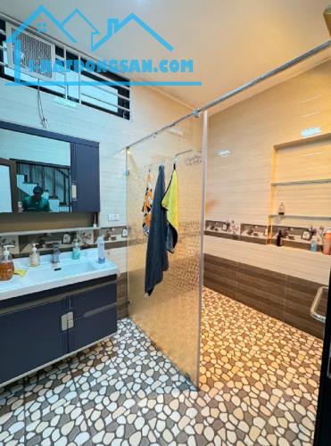 BÁN NHÀ NGỌC LÂM LONG BIÊN, HÀ NỘI, NHÀ ĐẸP Ô TÔ VÀO NHÀ, LÔ GÓC, GIÁ MỀM - 1