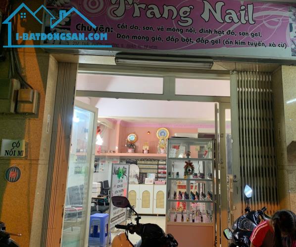 Quận 11 ! HOT HOT ! SANG RẺ TIỆM NAIL MT đường đông – MB 4m x 8m , THUÊ RẺ 9,5 tr (