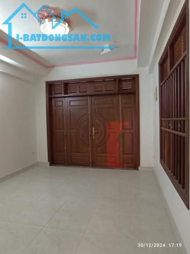 Cho Thuê Nhà Ở KDoanh Mặt Tiền P.Tân Phong Biên Hòa, 5PN, Sân 16C - 1