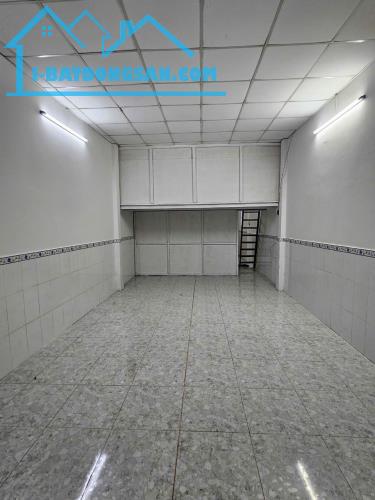 BÁN NHÀ QUẬN BÌNH TÂN đường Lê Đình Cẩn 65m2 (4m x 16.5m) giá chỉ 2.5 tỷ - 4