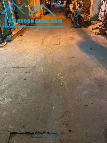 Nhà phố Tây Sơn – Ngõ nông, rộng – Kinh doanh được – Nhà đẹp – 40m2 – 5 tầng – 10.68 tỉ