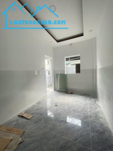 Tân Phú nhà mới ở ngay hẻm Phú Thọ Hòa 24m2 2 tầng 2 phòng ngủ 2,45 tỷ thương lượng - 2