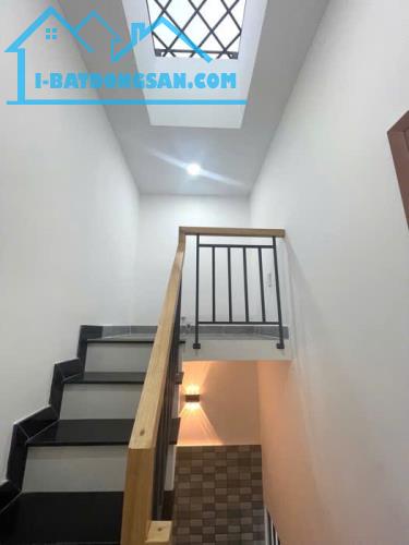 Bán Nhà Hẻm xe Tải 3 Tầng 𝟒𝐏𝐍, 𝟑𝐖𝐂, 𝟕𝟐𝐦𝟐(4,5x16m) ĐSố 3, Bình Tân nhỉnh 5 tỷ TL