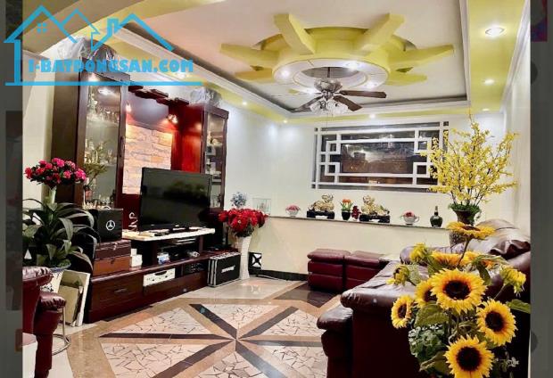 NHÀ MẶT TIỀN ĐƯỜNG SỐ 41 TÂN QUY, QUẬN 7 GẦN LOTTE MART 5 TẦNG 72m² (4x18) CHỈ 18.5 TỶ - 2