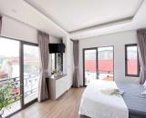 Bán nhà mới Phố Lâm Hạ, diện tích gần 70m2, ngõ thông, thoáng, gara 2 ô tô, giá hơn 28 tỷ.