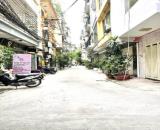 Bán nhà mặt ngõ Văn Cao, Ba Đình, đường trước nhà rộng 5m, 2 ô tô tránh nhau. Giá 18 tỷ