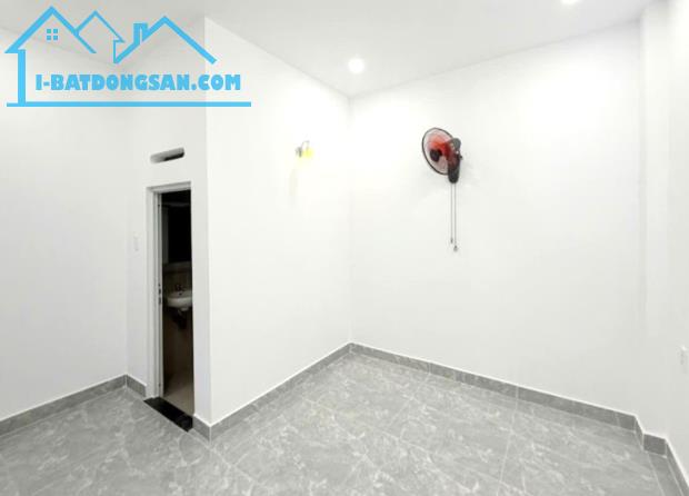 Bán Căn Hộ Dịch Vụ Mới, Đường Số 4 Linh Tây, 214m2(9mx23m), Giá Nhỉnh 10 Tỷ(TL) - 1