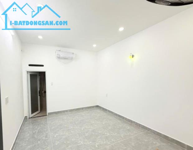 Bán Căn Hộ Dịch Vụ Mới, Đường Số 4 Linh Tây, 214m2(9mx23m), Giá Nhỉnh 10 Tỷ(TL) - 2