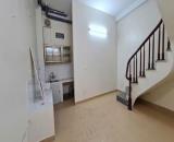 Cho thuê nhà ngõ phố Thúy Lĩnh Hoàng Mai 55m x 2.5 tầng, giá 8tr/tháng