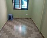 32 m2 - nhỉnh 2 tỷ - Ngọc lâm -3 tầng 3 ngủ - đón Tết
