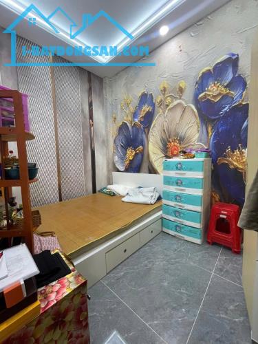 Bán nhà 2 Tầng Trung Tâm Dĩ An,SHR đường xe hơi,TẶNG full Nội thất,gần chợ - 4