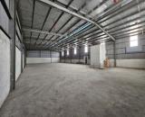 Cho thuê kho xưởng DT 1300m2 hai tầng tại CCN Bát Tràng, Gia Lâm, Hà Nội.