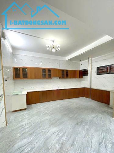 CHO THUÊ NHÀ TRỆT 3 LẦU ĐẸP - MỚI 100% - CÓ THANG MÁY VÀ NỘI THẤT - KDC CTY8 - CÁI RĂNG - - 2