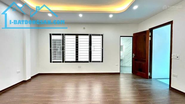 Bán nhà thị trần Phùng, Đan Phương 42M 4 Tầng, 4 ngủ, ô tô đỗ gần giá 4.7 tỷ - 4