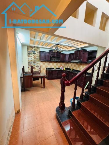 Bán nhà HXH, 1 căn ra MT Trương Công Định P.14 Tân Bình 67m2 3Tầng 3PN. Chỉ 10.8 Tỷ còn TL - 3