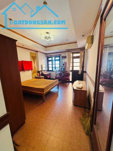 Bán nhà HXH, 1 căn ra MT Trương Công Định P.14 Tân Bình 67m2 3Tầng 3PN. Chỉ 10.8 Tỷ còn TL - 1