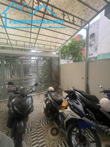 3 tầng 120m2 ngang 5.7x24 mặt tiền đường số 77 Tân Quy Q7 200m ra Nguyễn Thị Thập 18.2 tỷ - 2