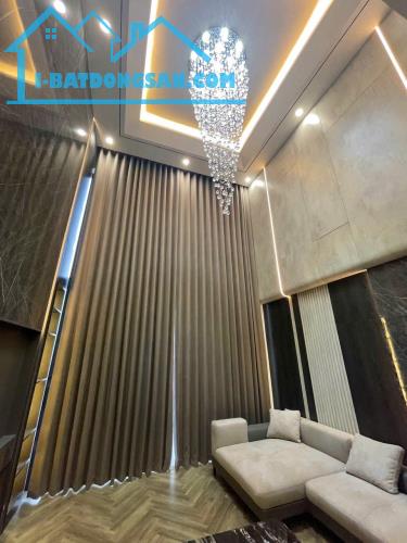 BÁN NHÀ 8 TẦNG MẶT NGÕ LÂM HẠ - BỒ ĐỀ - LONG BIÊN - 73M2 - 31.7 TỶ - SỔ ĐỎ CHÍNH CHỦ - 2