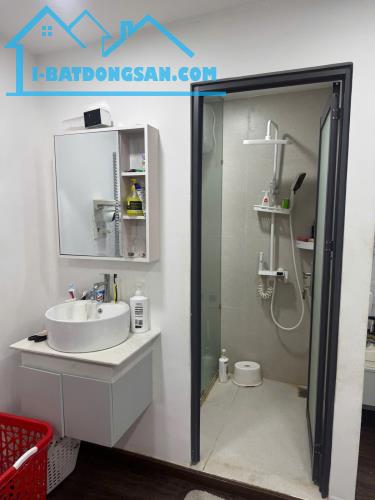 Bán nhà giá rẻ 2 tầng 2pn 2 wc Âu Dương Lân phường 3 quận 8 chỉ nhỉnh 4 tỷ