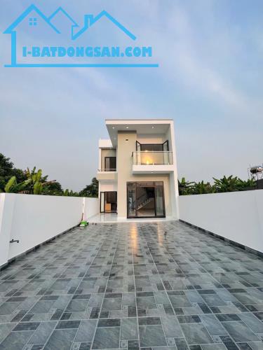 NHÀ CỰC ĐẸP NGAY TP BIÊN HÒA,GẦN SÔNG MÁT MẺ ,CHỈ CẦN 800TR NHẬN NHÀ