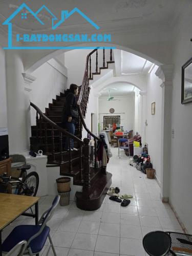 Bán Nhà Ngõ 120 Phố Yên Lãng,Nhà PL,Ô Chờ Thang May,Gần Phố,DT 55m2