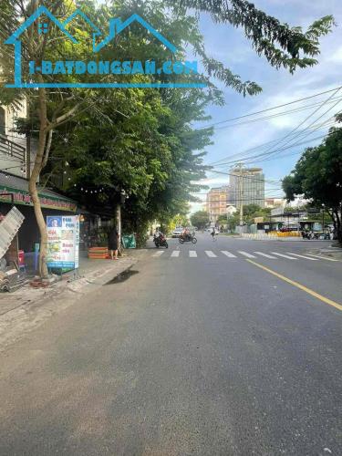 Bán nhà mặt phố giá ưu đãi tại Đường Huỳnh Tấn Phát, Hải Châu, Đà Nẵng, 10,8 tỷ, 98 m2 - 1