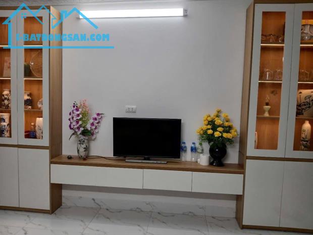 Bán nhà Khương Trung giá 6.2 tỷ, diện tích 30m2, 4 tầng, mặt tiền 3.5m