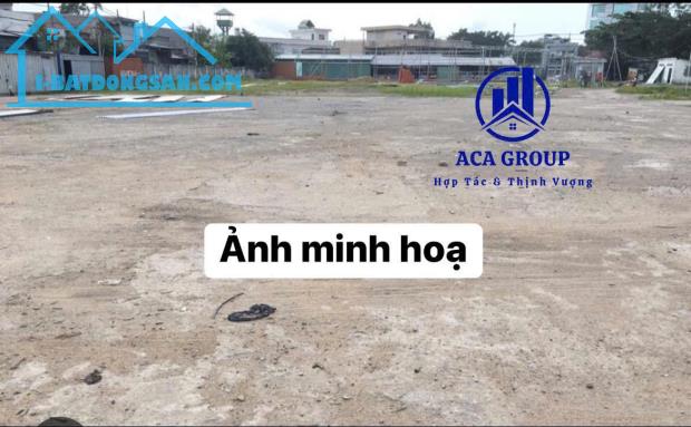 CHO THUÊ MẶT BẰNG GÓC 2 MẶT TIỀN NỘI THÀNH. DT 550m2, ngang 30m