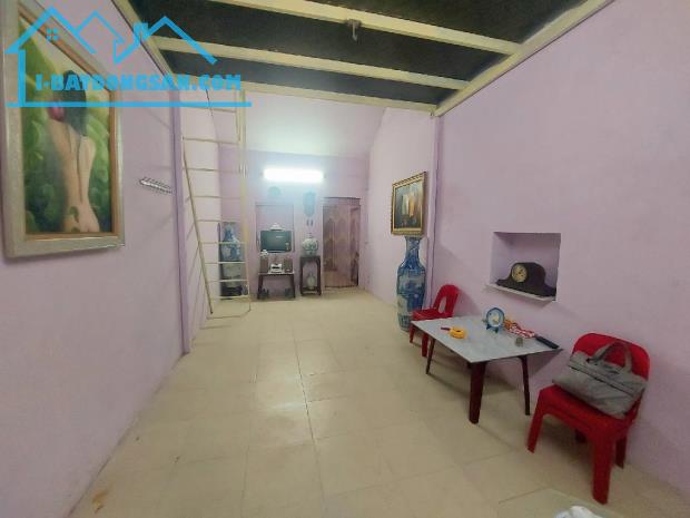 Bán nhà Ngọc Khánh, ngõ nông, 33 m2, 1 tầng, giá chỉ 5 tỷ