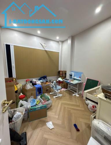 BÁN NHÀ ĐỘI NHÂN - 37M - 5 TẦNG  - GIÁ 9.31 Tỷ - 4
