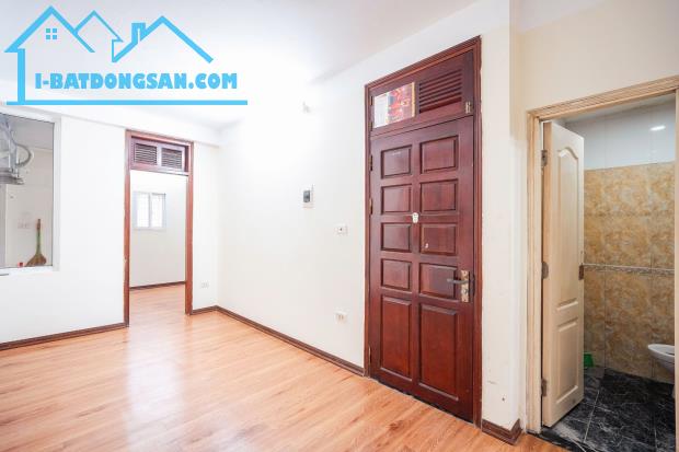Bán căn hộ chung cư Trường Chinh, Thanh Xuân, 45m2, 2 ngủ, 1.55 tỷ