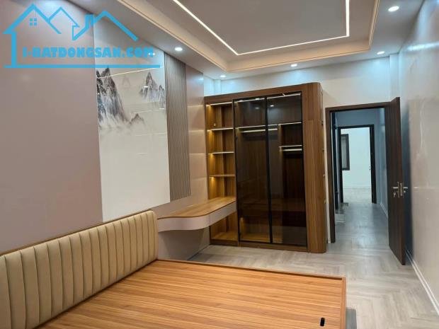 BÁN NHÀ :TÂY SƠN -ĐỐNG ĐA.              + DT:51M2 X 6T X 3.4M.MT. - 3