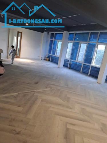 Cho Thuê nhà Mặt Phố Lạc Long Quân, Tây Hồ 90m x 4T - MT 14M  80 triệu, KD đỉnh - 1