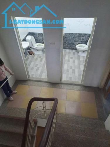 Cho Thuê nhà Mặt Phố Lạc Long Quân, Tây Hồ 90m x 4T - MT 14M  80 triệu, KD đỉnh - 2