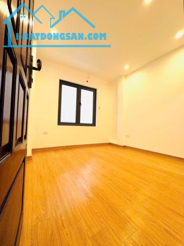 Bán Nhà Đội Cấn 13M x 5T Giá 3,45 Tỷ. 30M ra ô tô tránh - full nội thất - 1